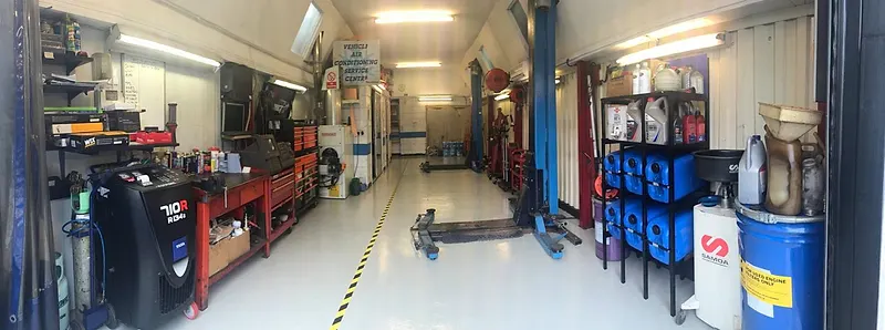 Fully equipped workshop at Raimondi Auto Services Old Woking